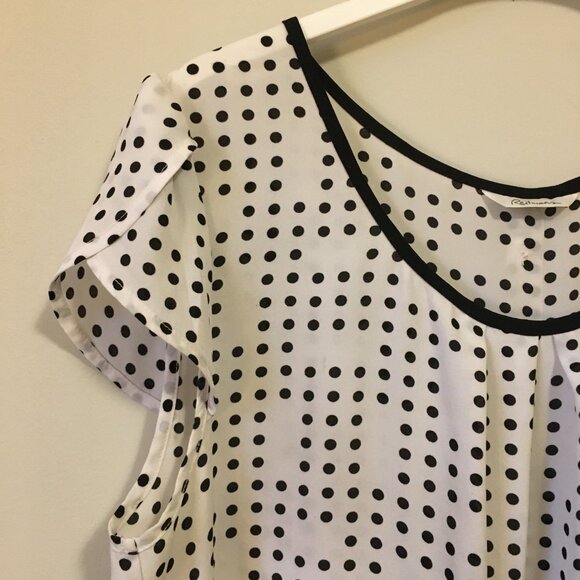 Domino Black White Polka Dot Tulip Cap Sleeve Button Up Shirt - Picture 3 of 15